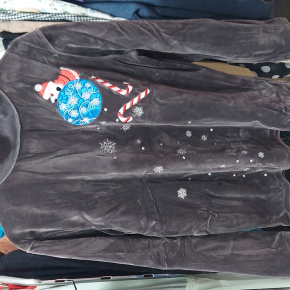 Karen Scott Tops - Karen Scott sport Santa shirt size medium invw238